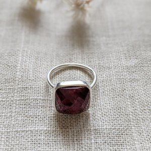 Sterling Silver Garnet Ring